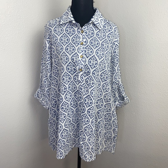Liza Byrd Tops - Liza Byrd Tunic Top Women's Small‎ Blue & White Damask Print Beachy Nautical